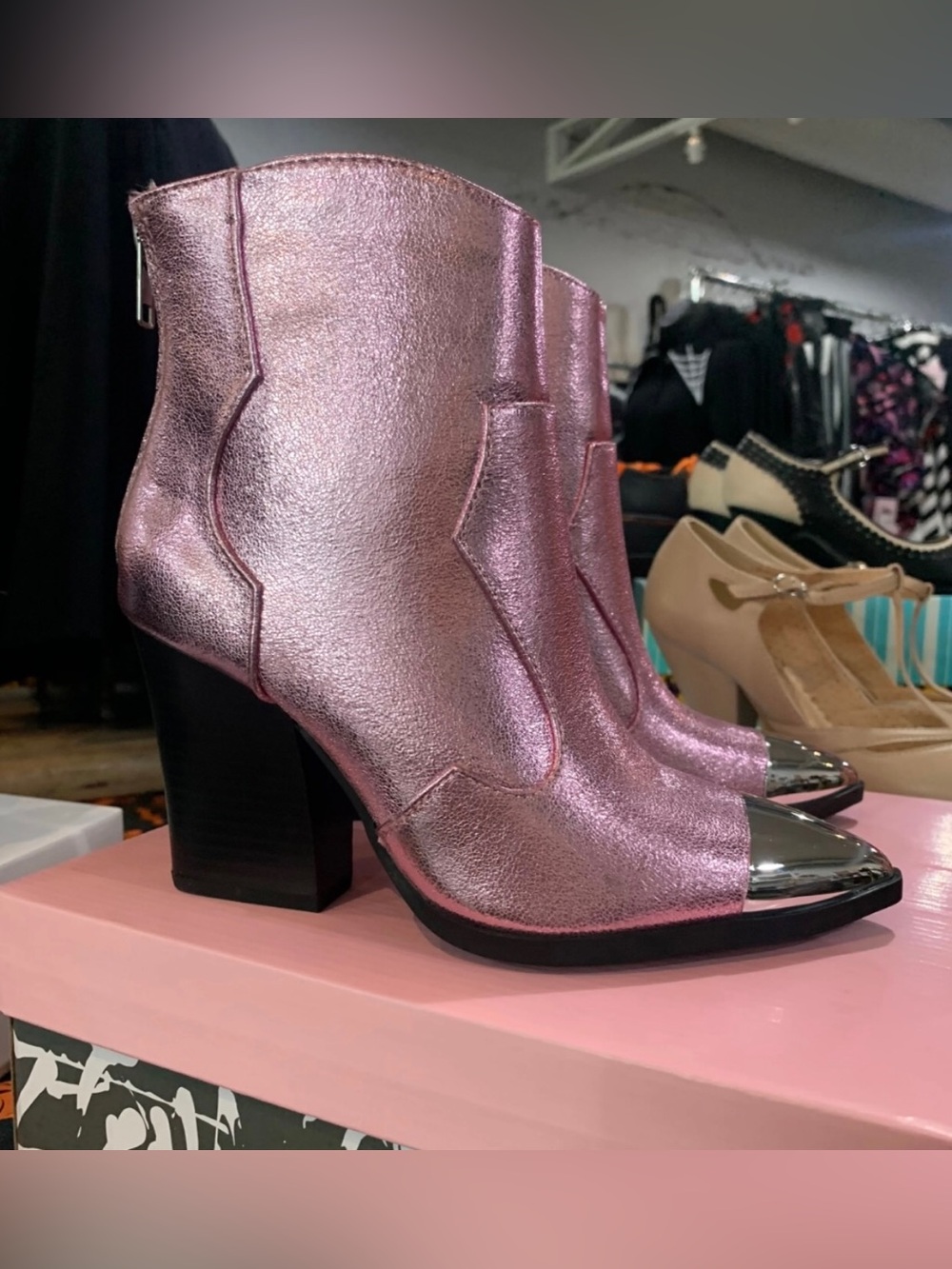 NEW   SUPER CUTE PINK METALLIC SHIMMER  Western Style ankle Boots